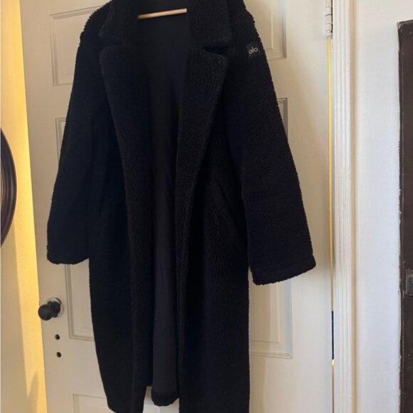 ALO Yoga Oversized Sherpa Trench Coat - Picture 2 of 3